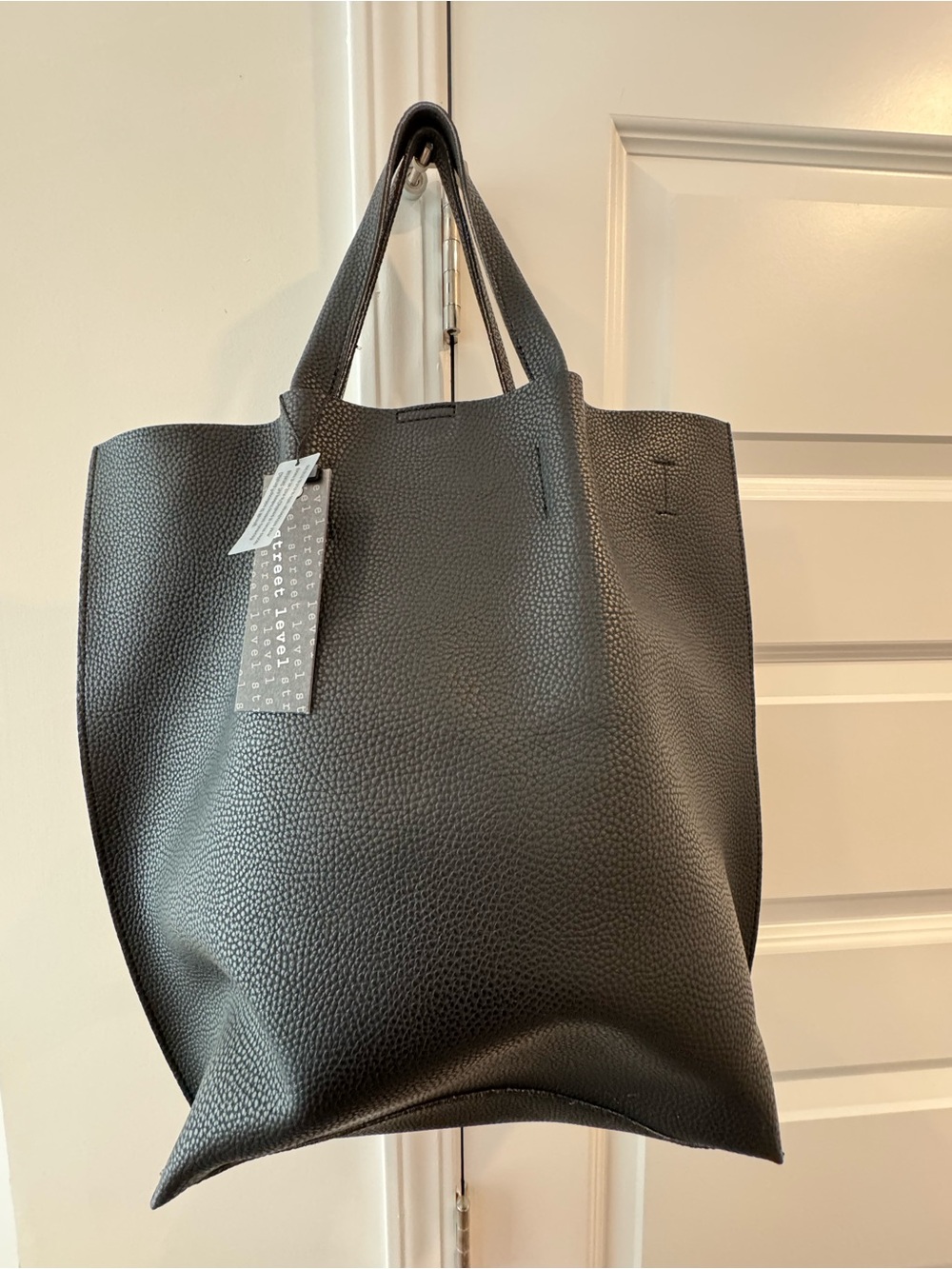 Street Level “Claire” tote bag and wristlet black vegan leather NWT